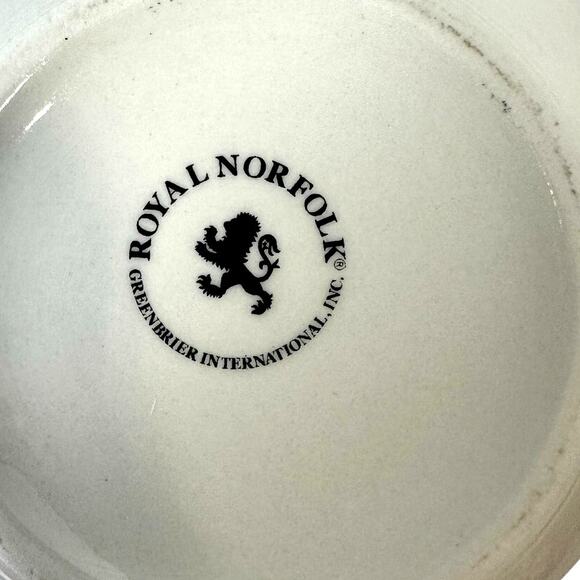 Royal Norfolk Stoneware Red Snowflake 5.5" Soup/Cereal Bowls-Set of 4 - Picture 7 of 7